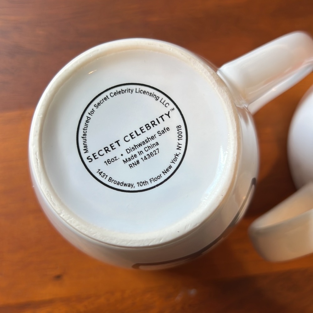 Mr and Mrs white mug set. New without tags, dishwasher safe - Picture 6 of 6